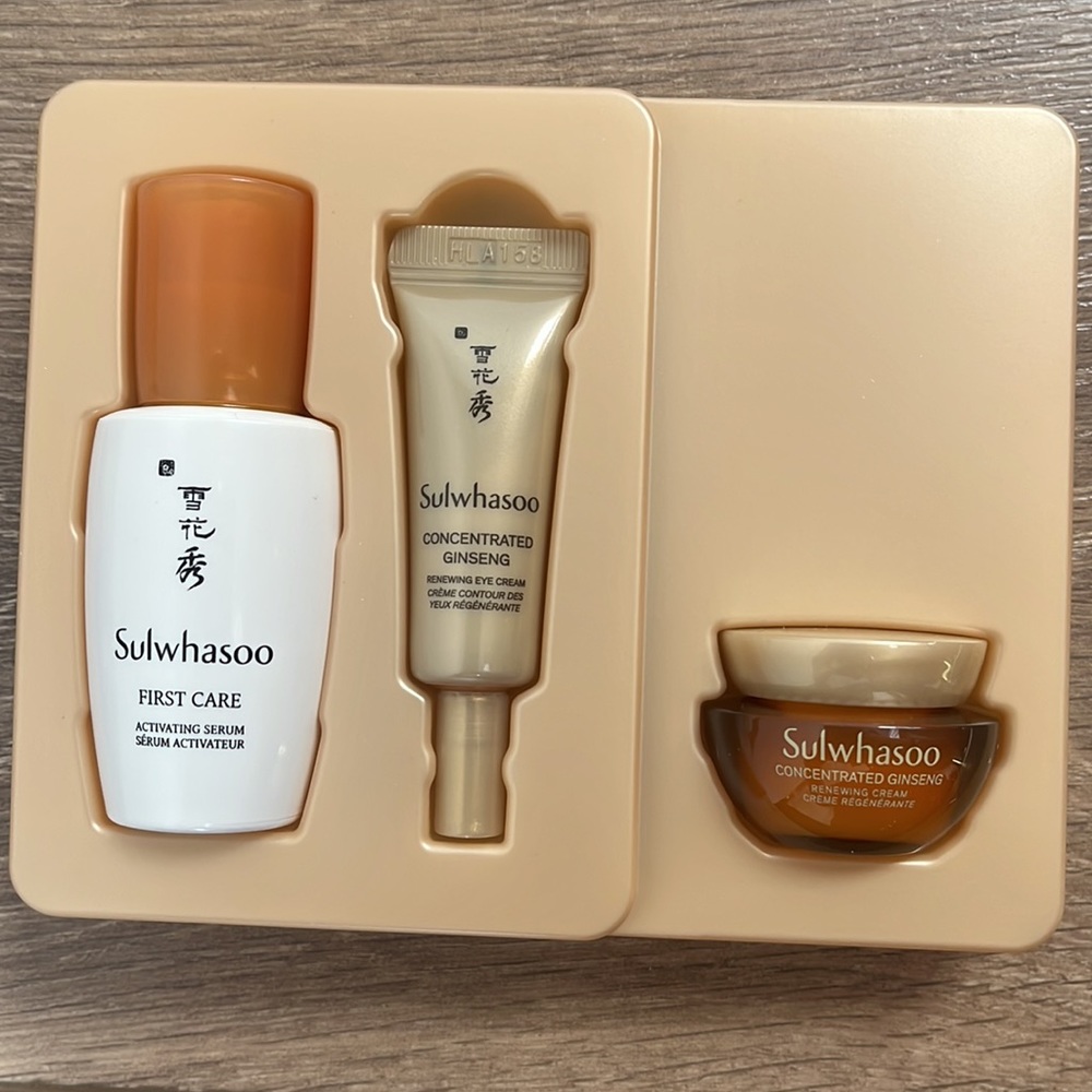 NIB Sulwhasoo Beauty Routine Kit - Picture 2 of 3